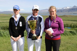 From left to right: Tinna Jóhannsdóttir, Golf Club Keilir in Hafnarfjörður 2nd place; Ólafía Þórunn Kristinsdóttir, Golf Club Reykjavík, Icelandic Champion in Match Play 2013; Signý Arnórsdóttir, Golf Club Keilir, Hafnarfjörður. Photo: gsimyndir.net